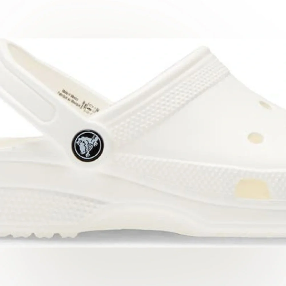NEW Crocs unisex classic clogs in white